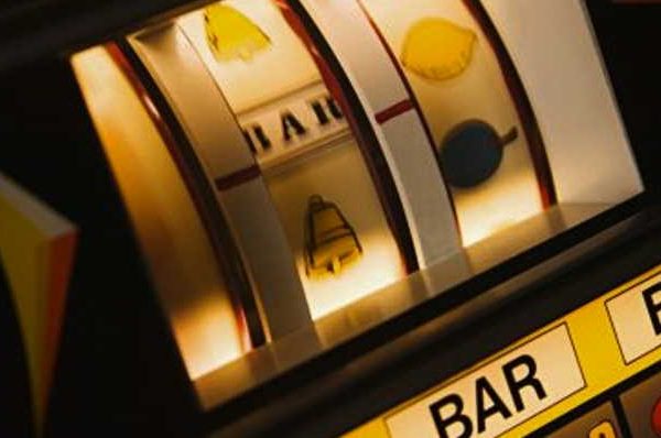 Does online slot machines are illegal?